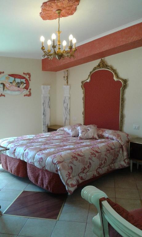 Olimpo Palace Affittacamere Шилла Номер фото