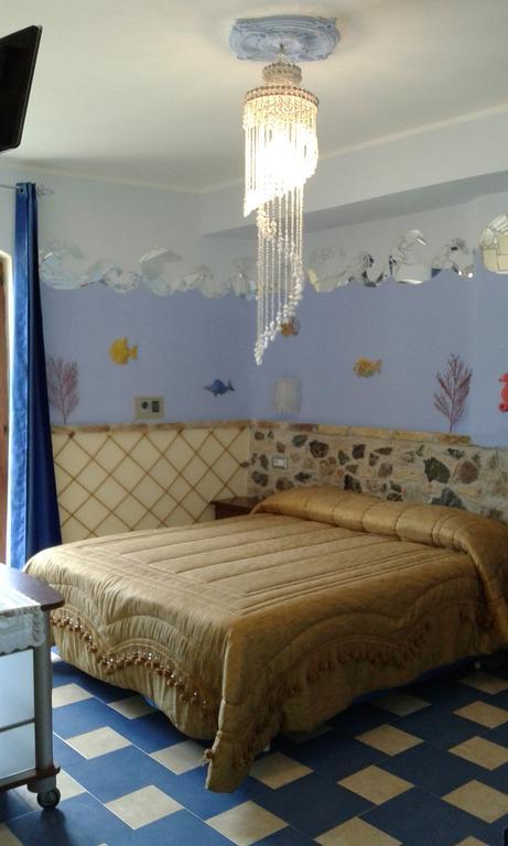 Olimpo Palace Affittacamere Шилла Номер фото